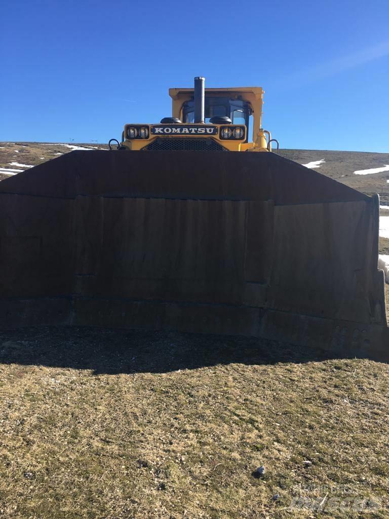 Komatsu 455 Rupsdozers