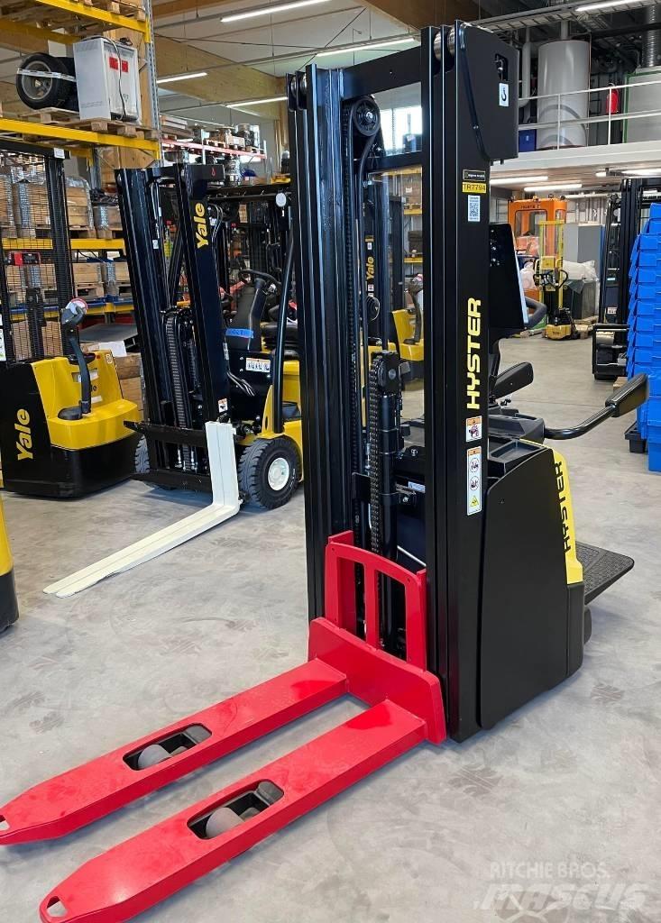 Hyster S1.2S Zelfrijdende stapelaars