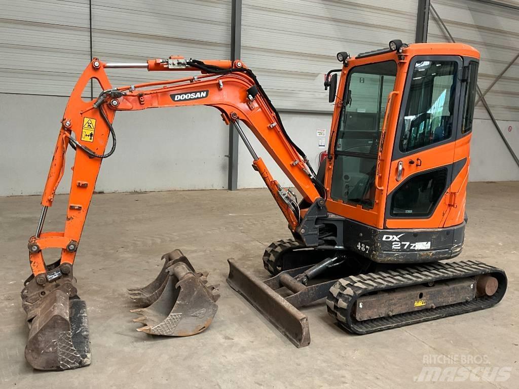 Doosan DX 27 Z Minigraafmachines < 7t