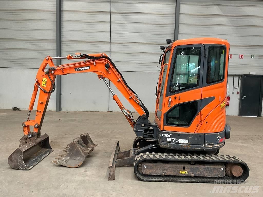 Doosan DX 27 Z Minigraafmachines < 7t