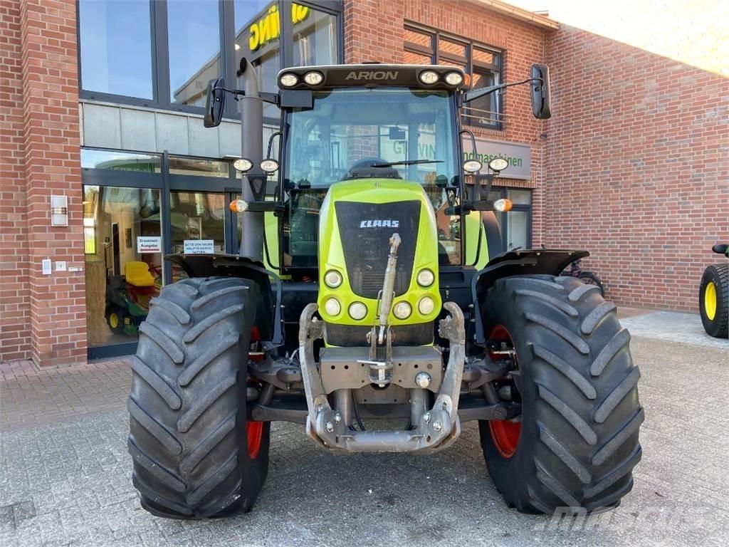 CLAAS Arion 640 Tractoren