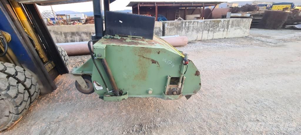  DATUM DMX-240 Veegmachines