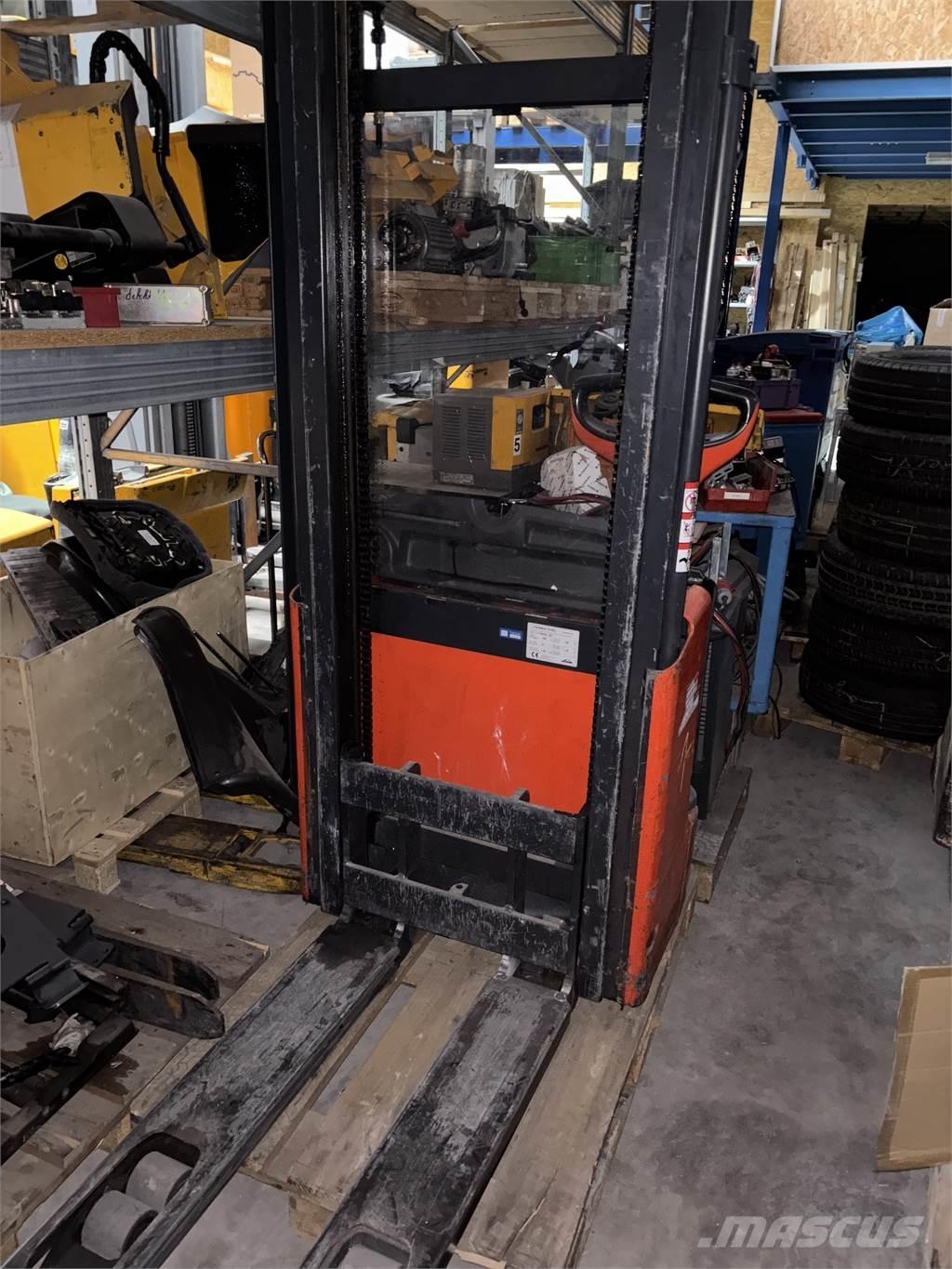Linde L10 defekt Stapelaar meeloop