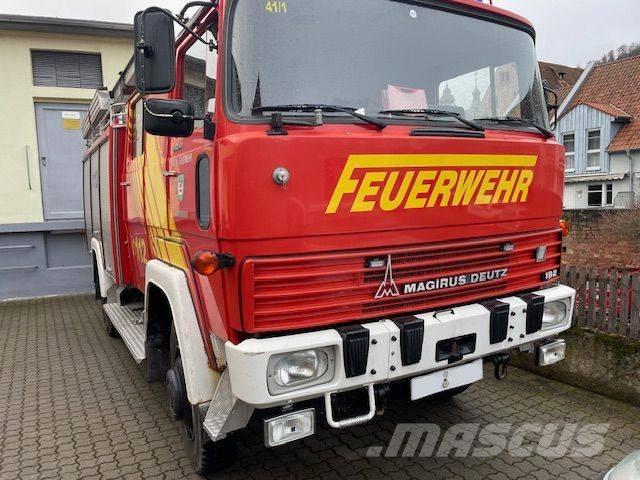 Magirus Deutz FL 16 Bakwagens met gesloten opbouw