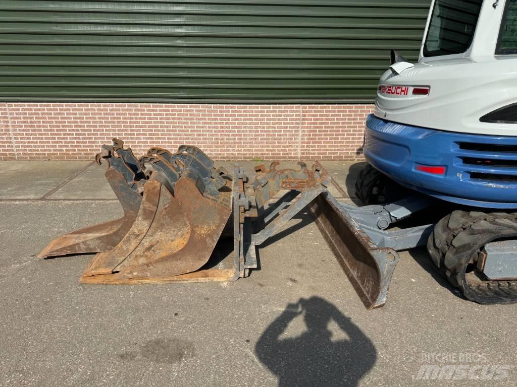 Takeuchi TB 290 Midigraafmachines 7t - 12t