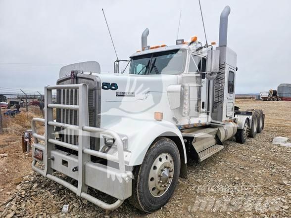 Kenworth W900 Trekkers