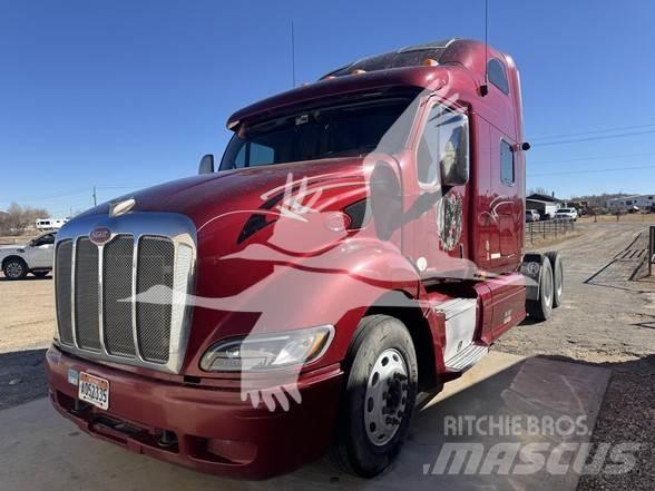 Peterbilt 367 Trekkers