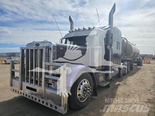 Peterbilt 379 Trekkers
