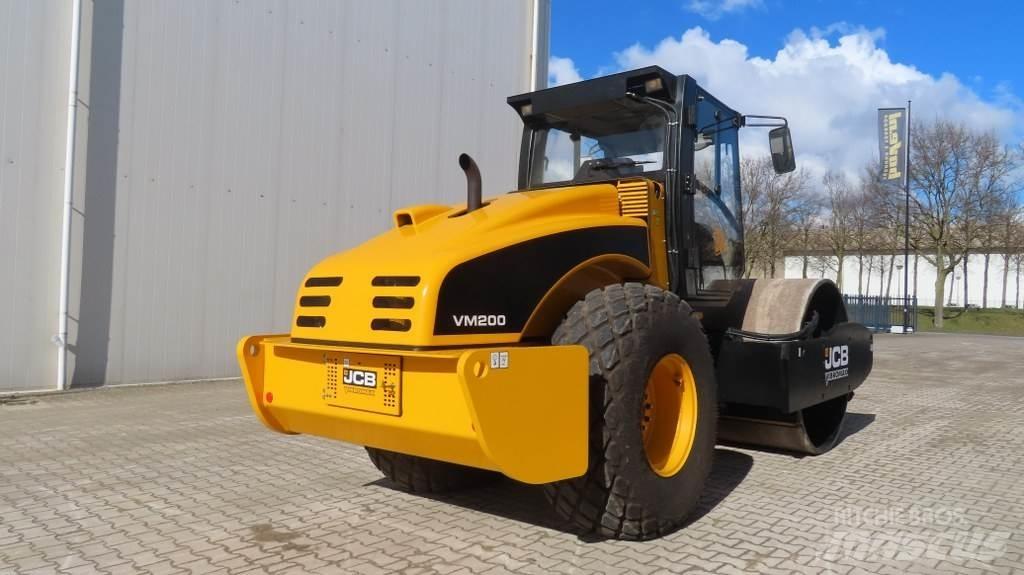 JCB VM200D Trilrolwalsen