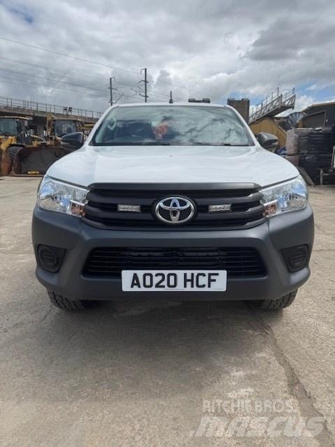 Toyota Hilux Bestelwagens met open laadbak