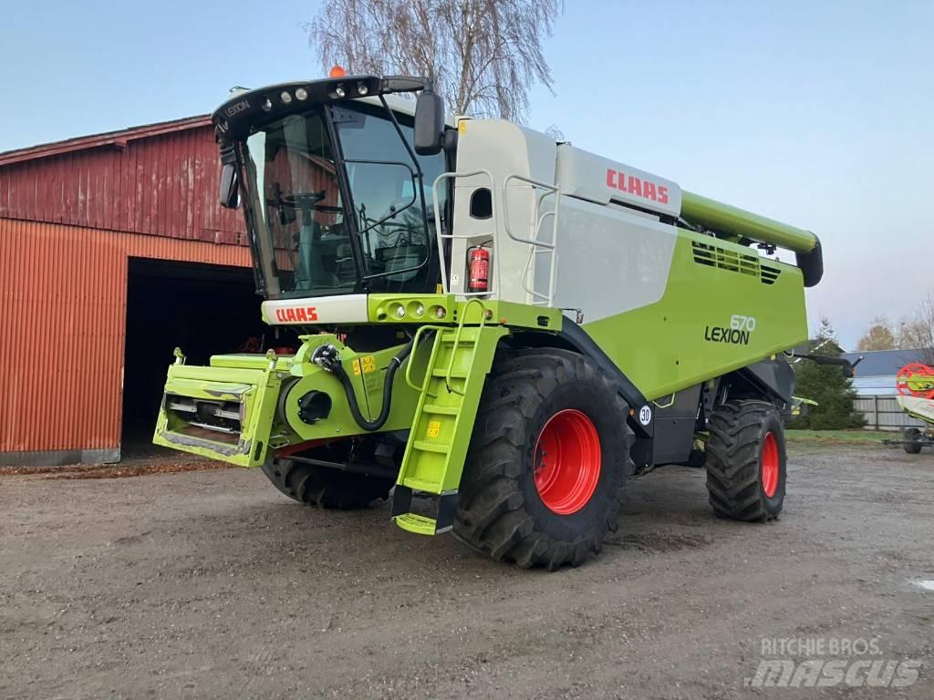CLAAS Lexion 670 Maaidorsmachines