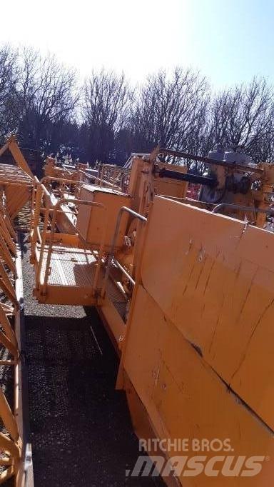 Potain MD 235 J12 Torenkranen