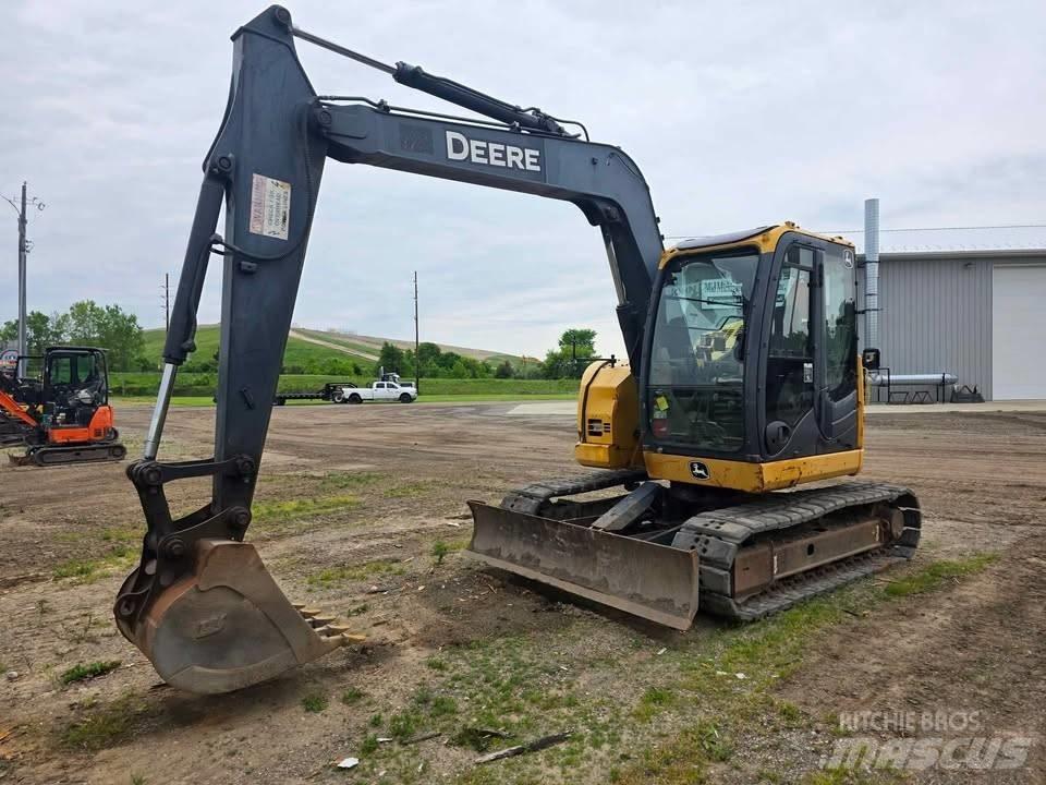 DEERE 75D Rupsgraafmachines