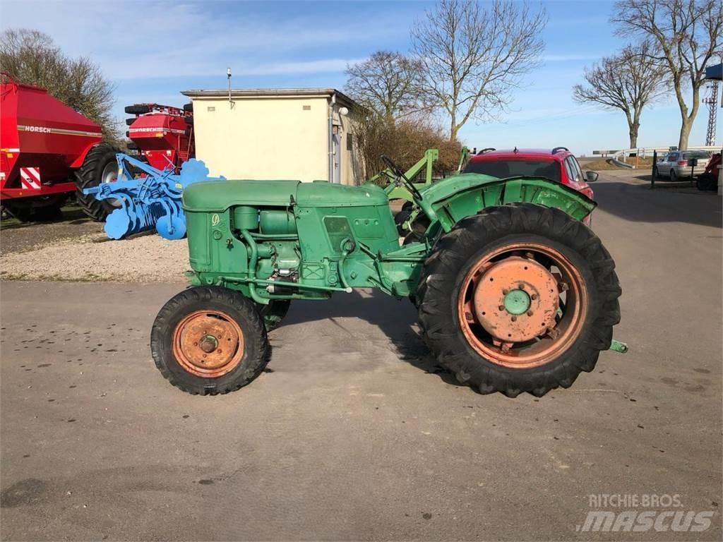 Deutz-Fahr D25 S Tractoren