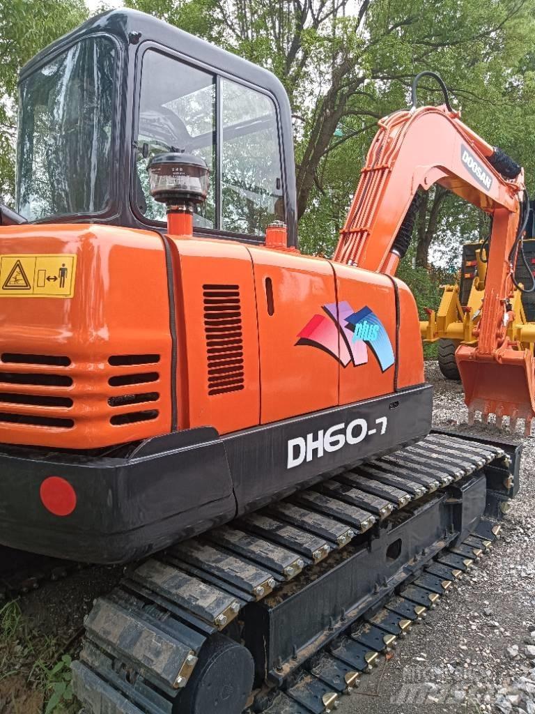 Doosan DH 55 Minigraafmachines < 7t