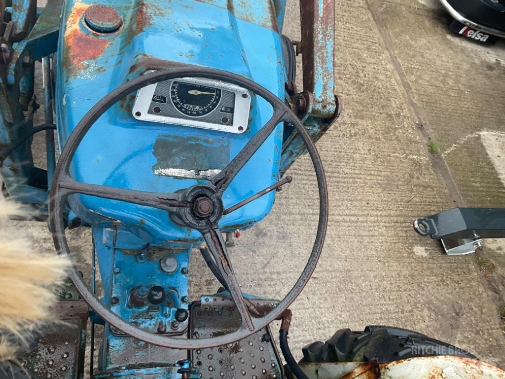 Ford 4000 Tractoren