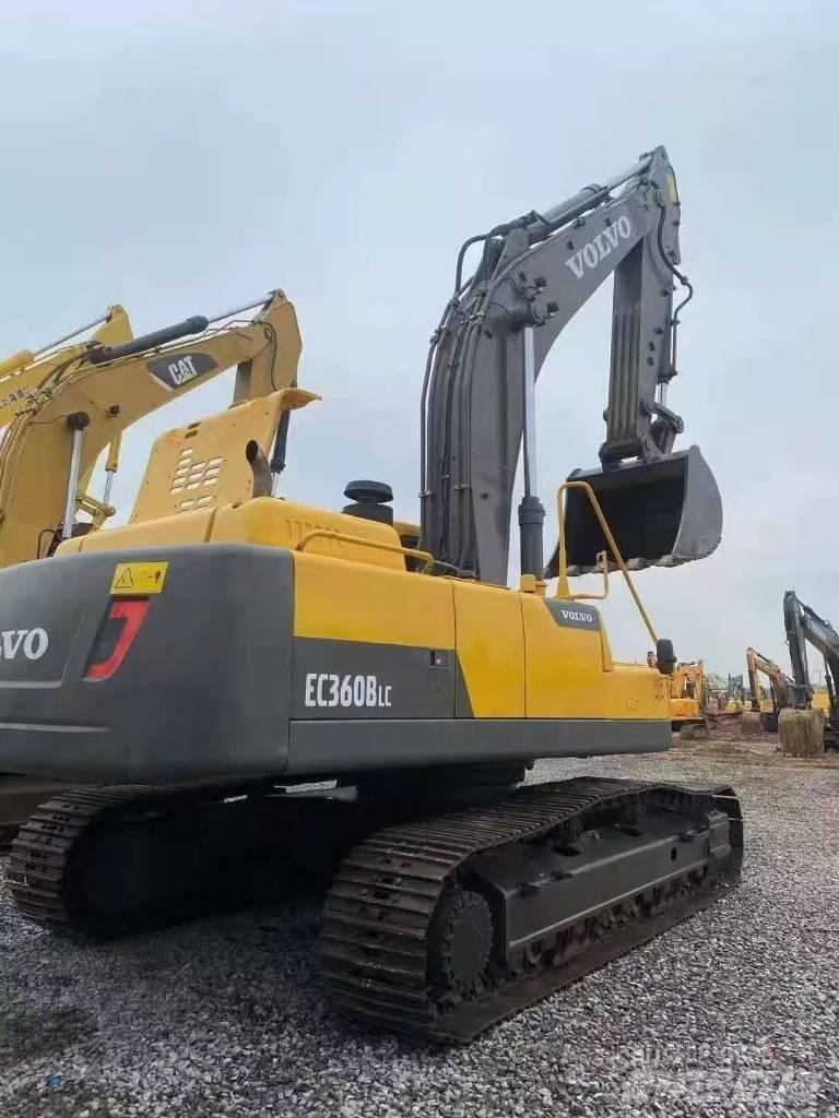 Volvo 360BLC Rupsgraafmachines