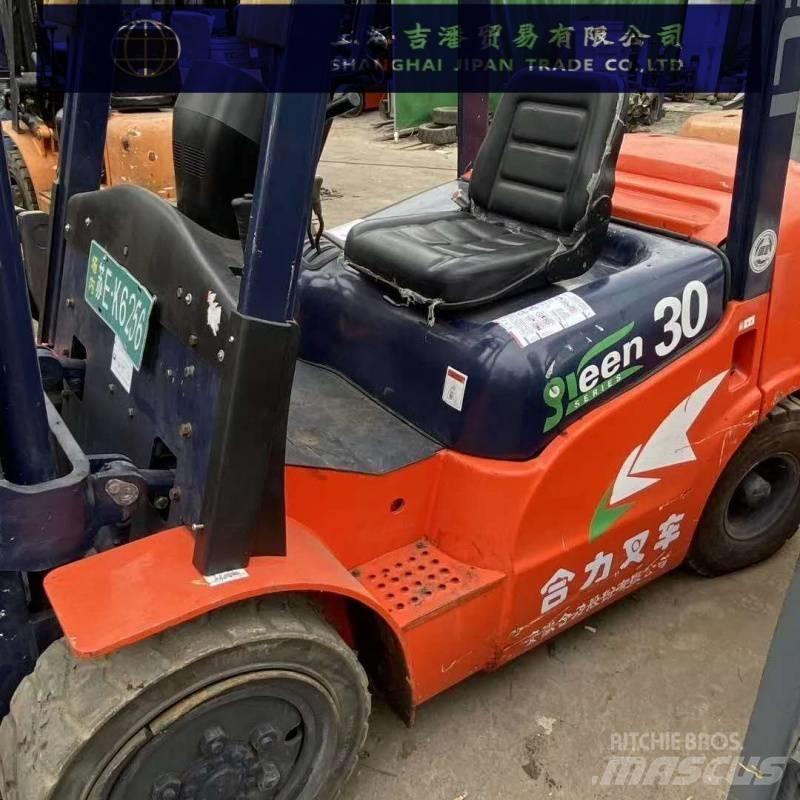Heli 30 Diesel heftrucks