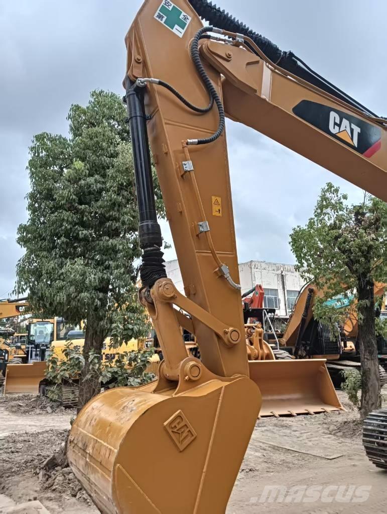 CAT 320 D Rupsgraafmachines