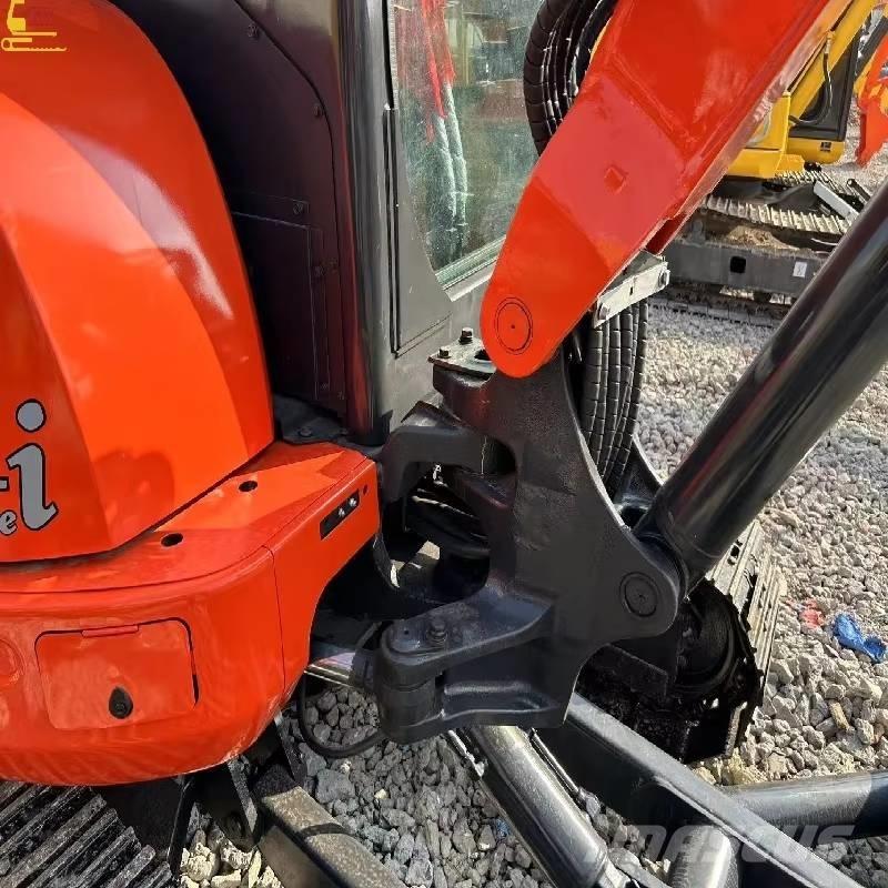 Kubota 163 Rupsgraafmachines