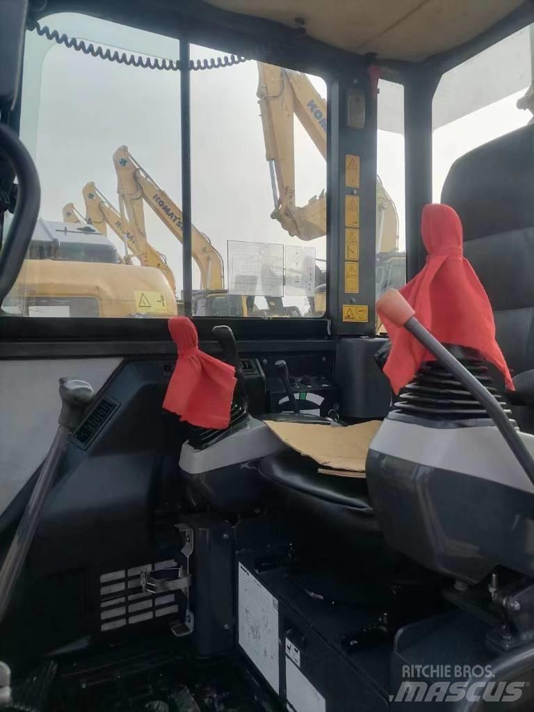 Komatsu PC56-7 Rupsgraafmachines