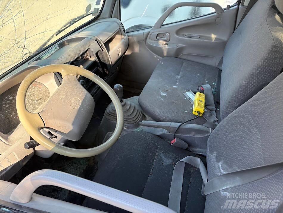 Toyota Dyna Bestelwagens met open laadbak