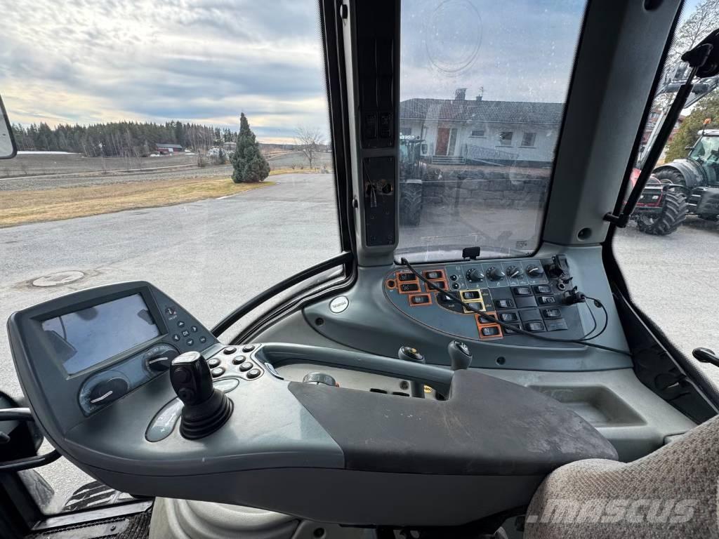 Valtra T 162 Tractoren