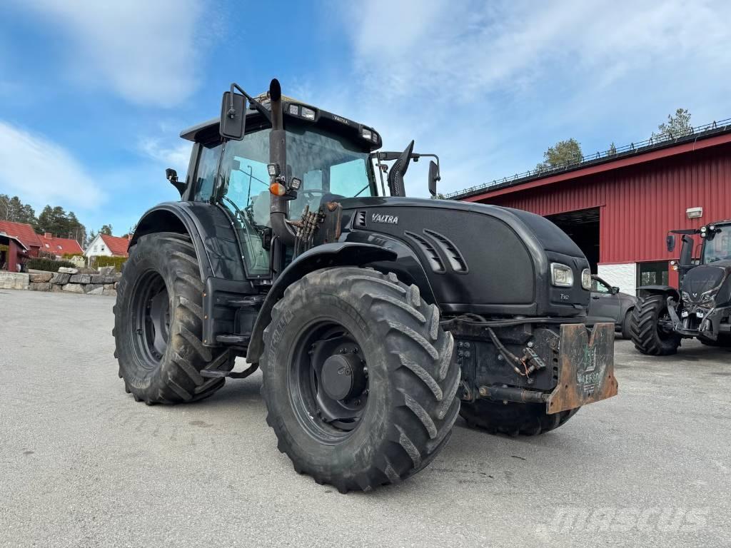 Valtra T 162 Tractoren