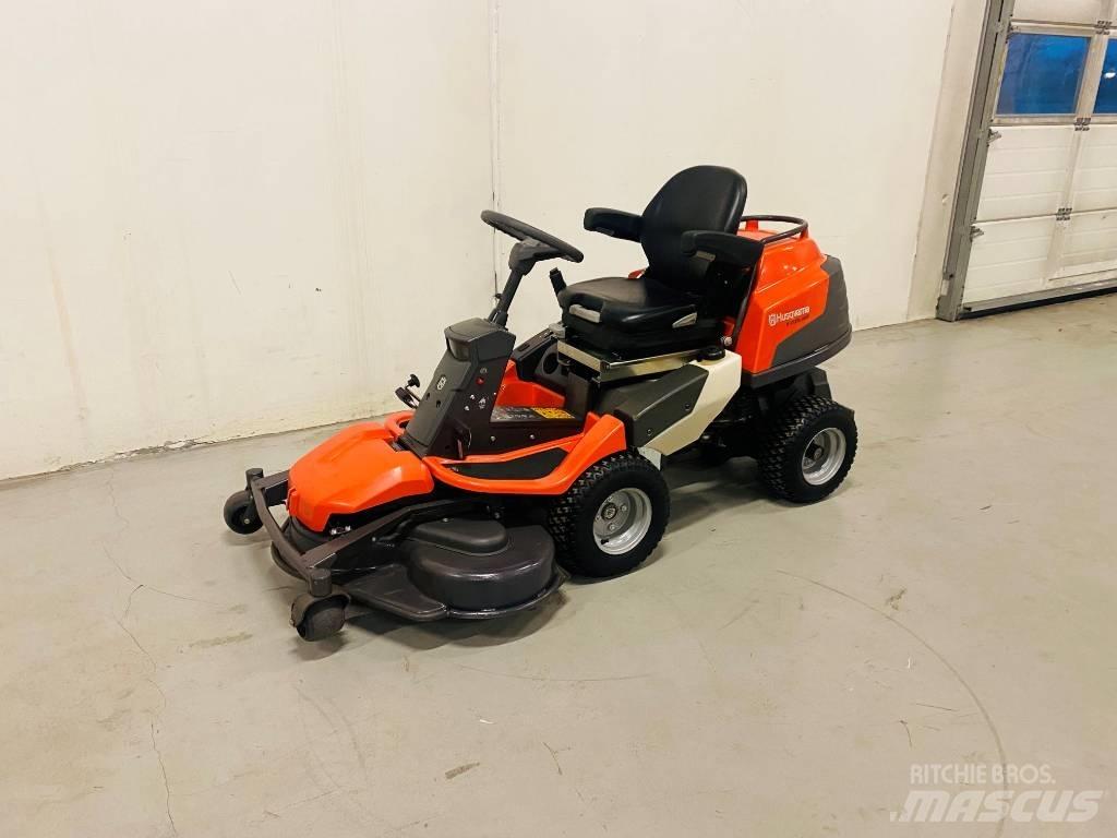 Husqvarna R418Ts AWD Rijmaaiers