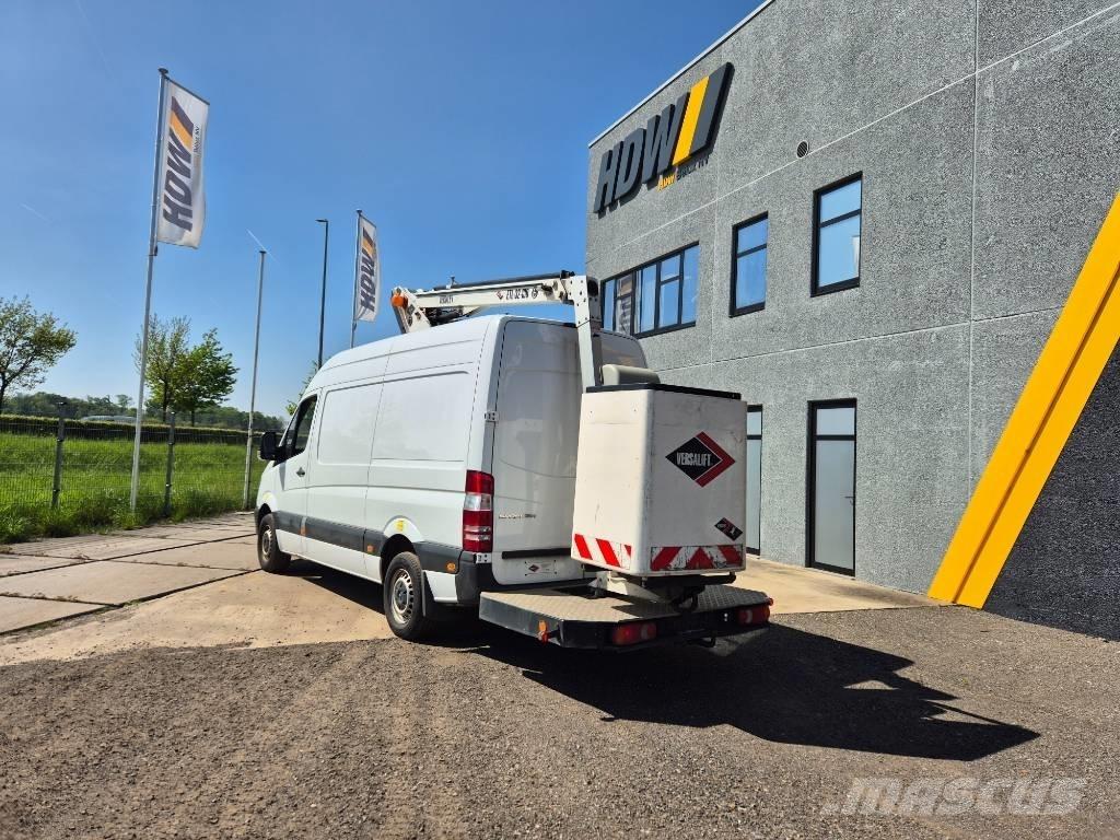 VERSALIFT ETL-32-130 Telescoophoogwerkers