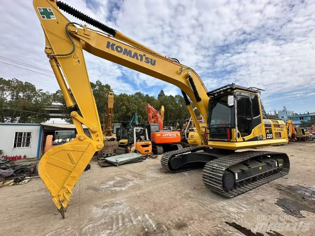 Komatsu PC 220 Rupsgraafmachines