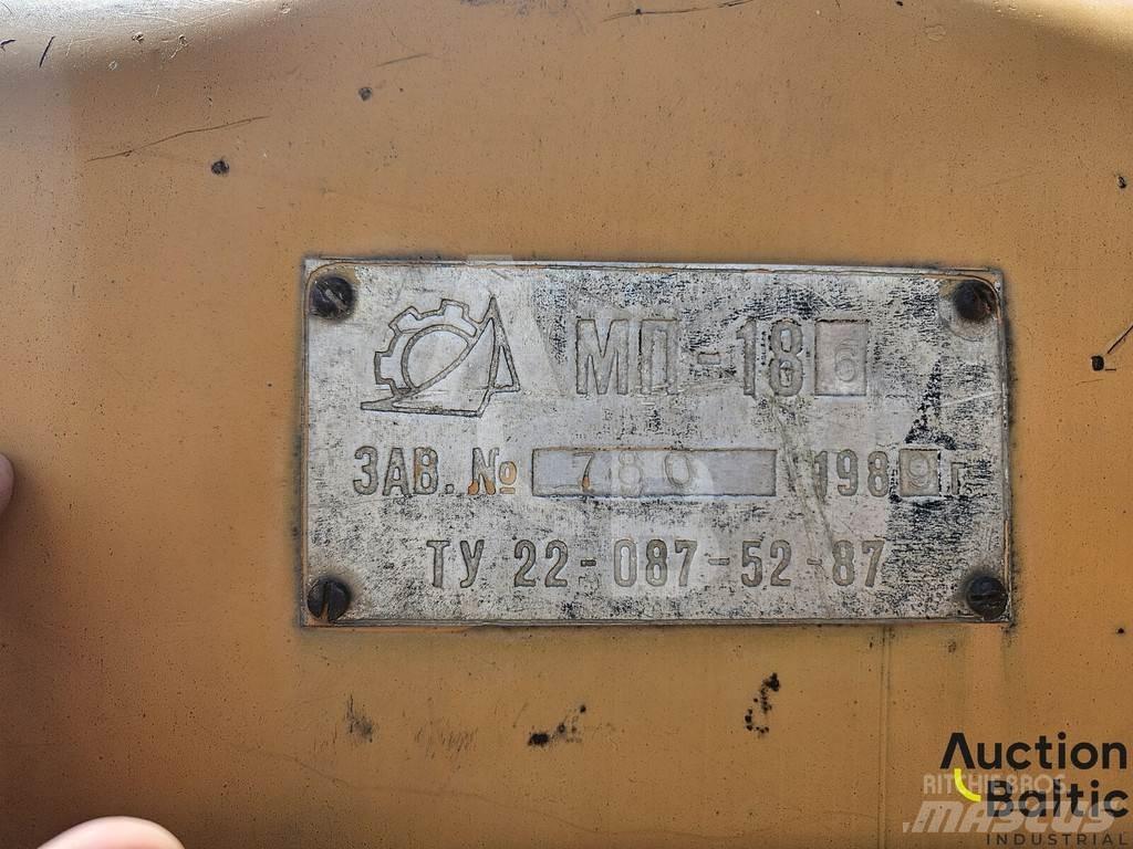  T - 130 Rupsdozers