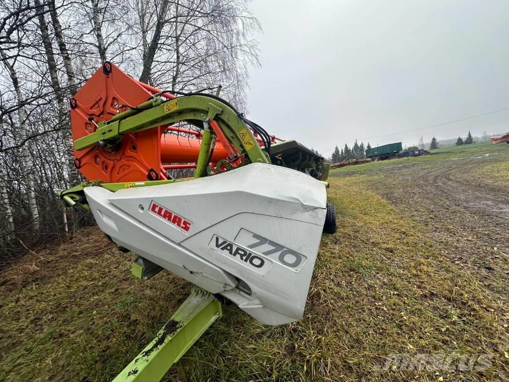 CLAAS Lexion 670 Maaidorsmachines