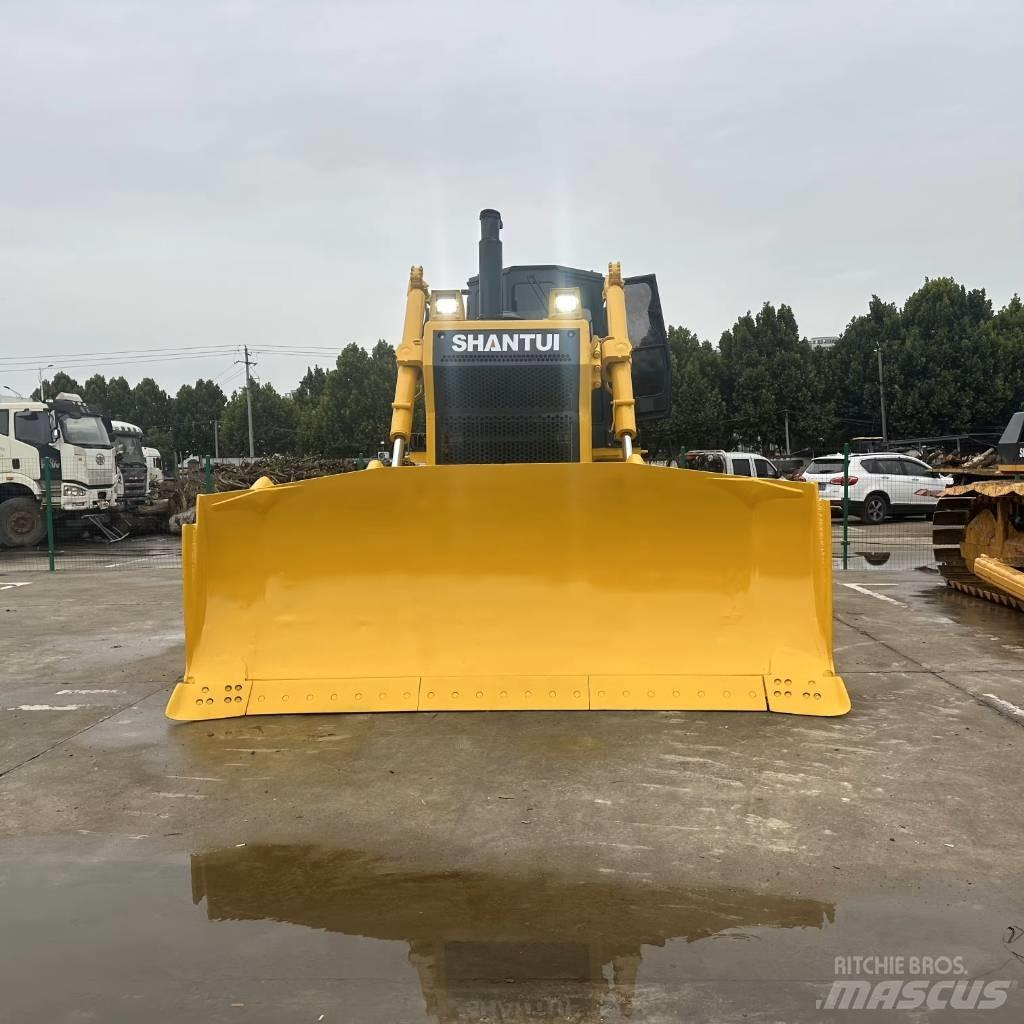 Shantui SD32 Rupsdozers