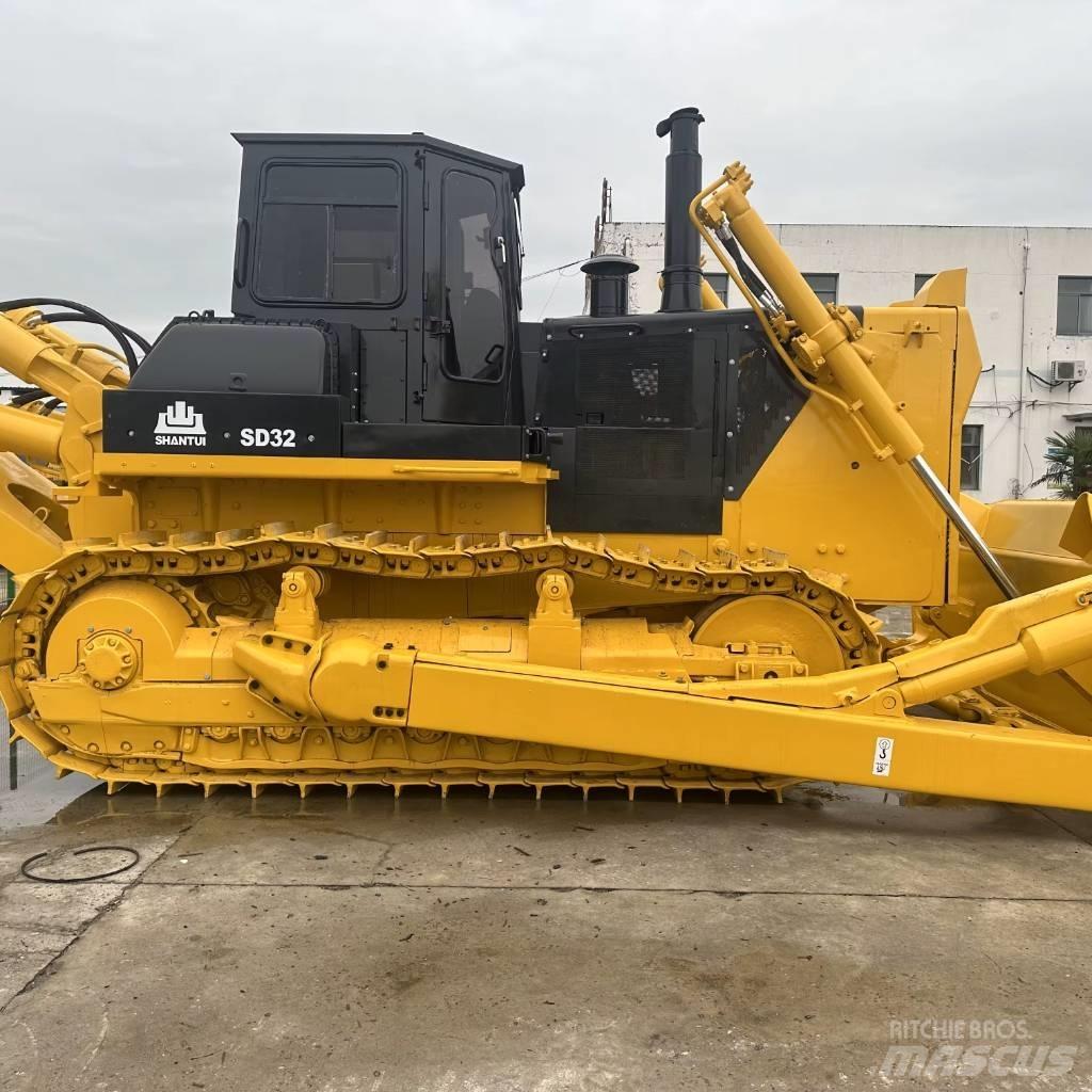 Shantui SD32 Rupsdozers