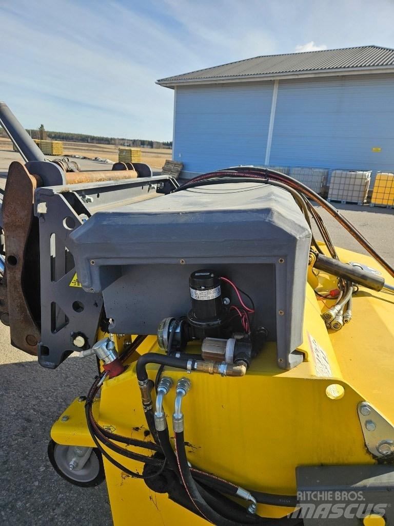 Vama EHK 2000 Veegmachines