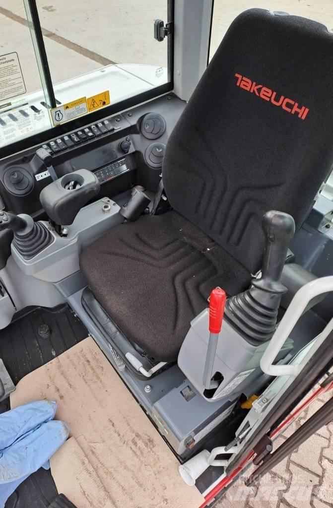 Takeuchi TB 240 Minigraafmachines < 7t