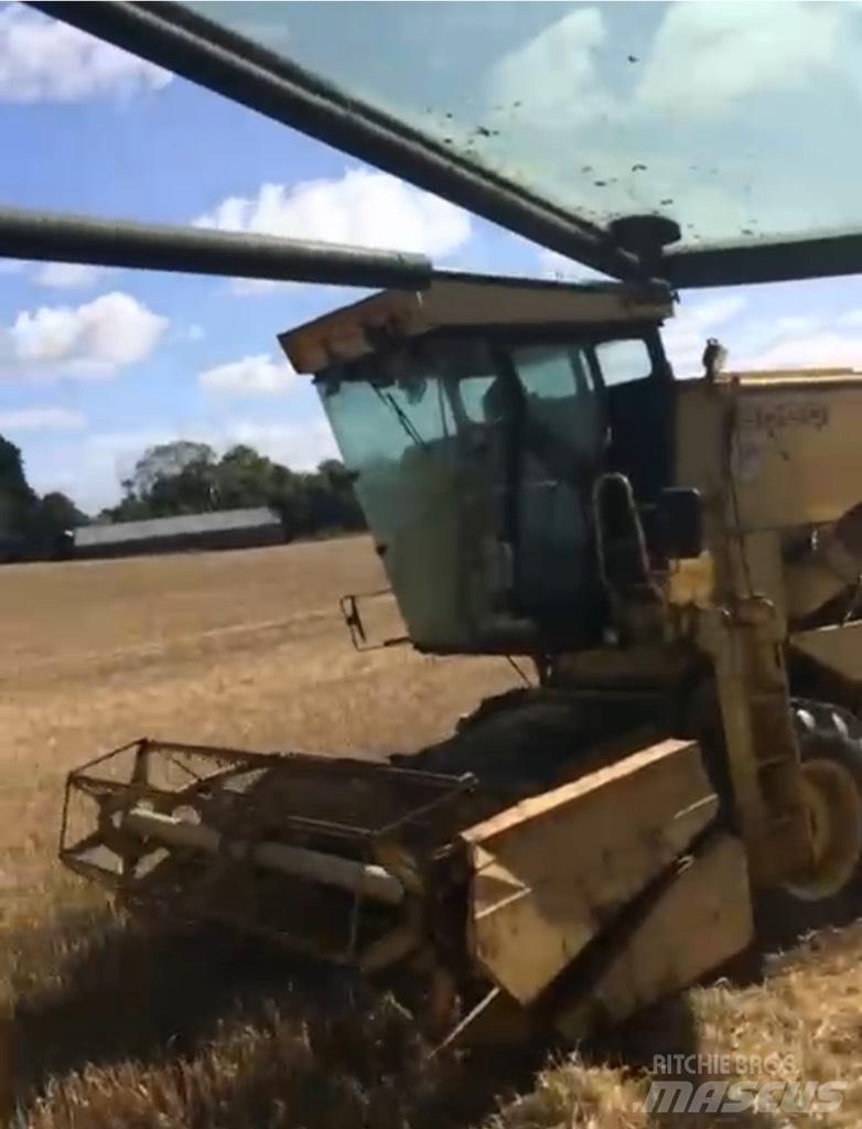 New Holland 8060 Maaidorsmachines