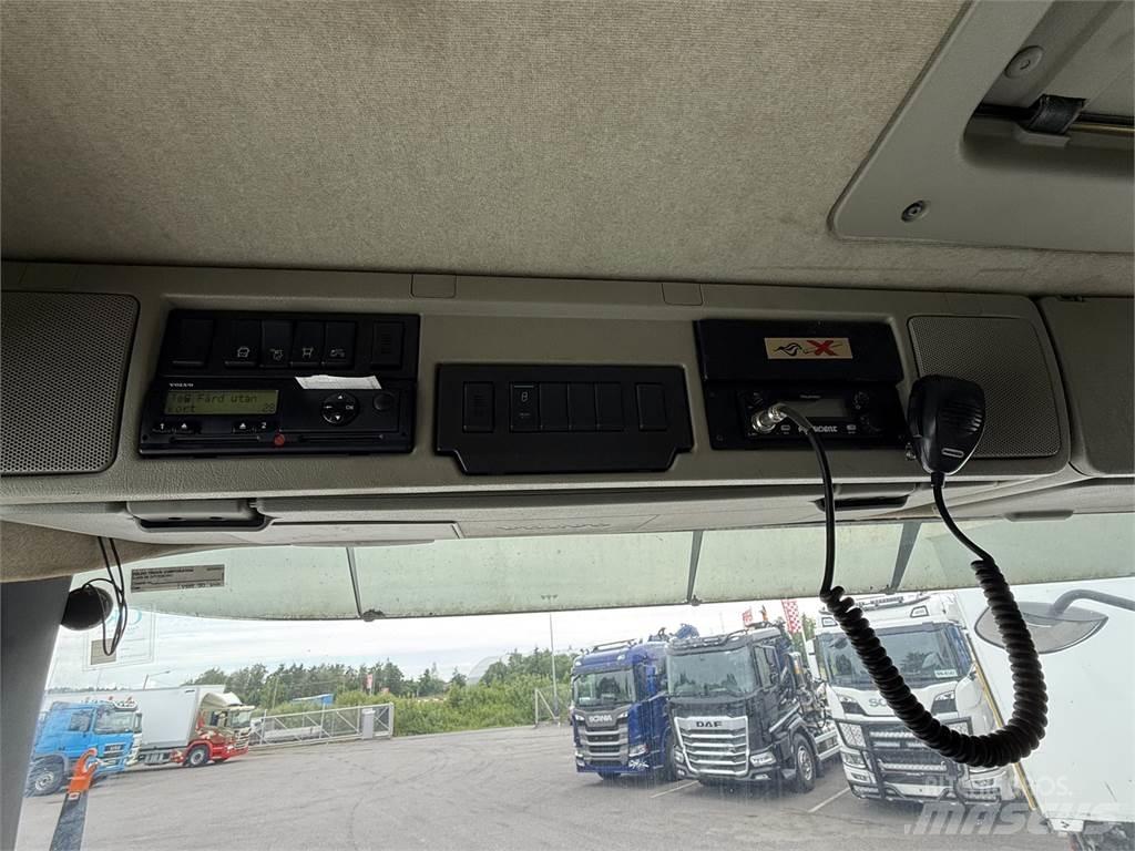 Volvo FM 500 8X4 Graantransporter