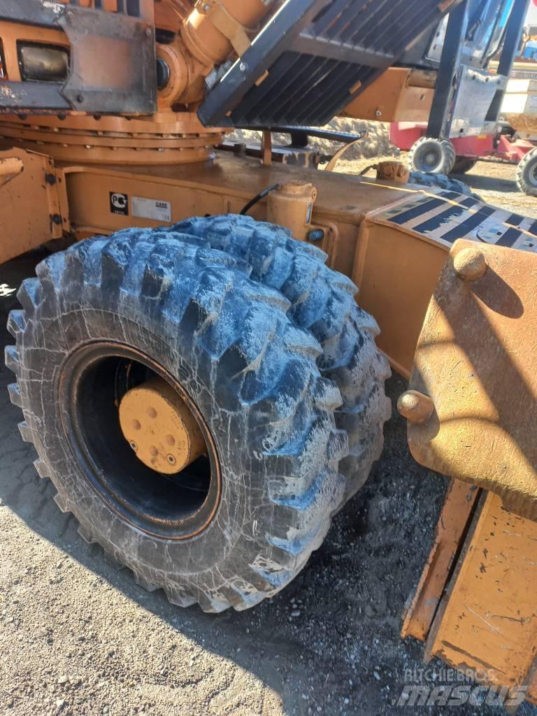 CASE 210WX Wielgraafmachines