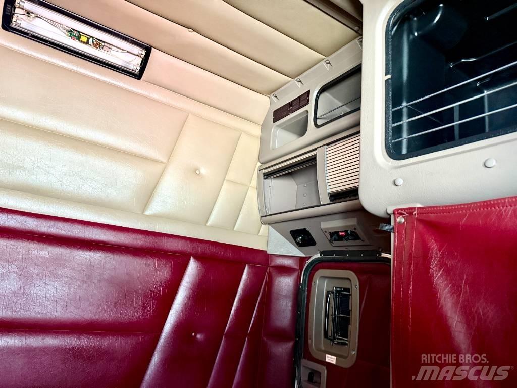 Peterbilt 379 Trekkers