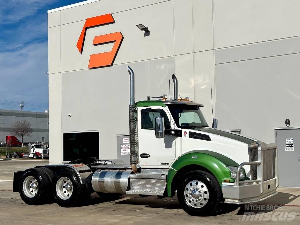 Kenworth T880 Trekkers