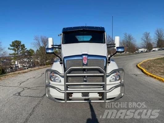 Kenworth T 680 Trekkers