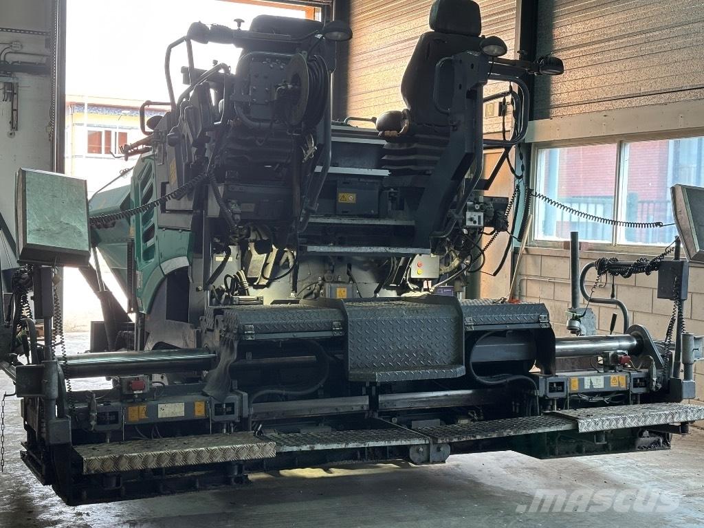 Vögele Super 1300-3i Frezen