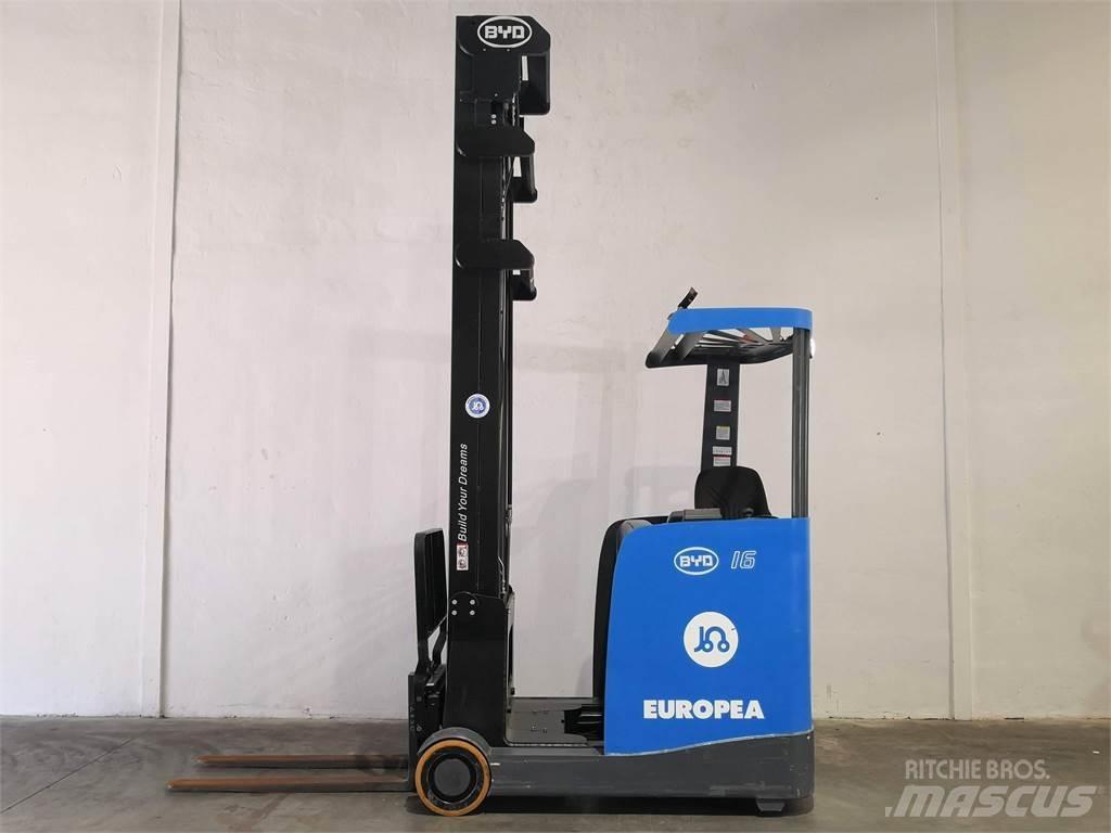  RTR16 Reachtruck voor hoog niveau
