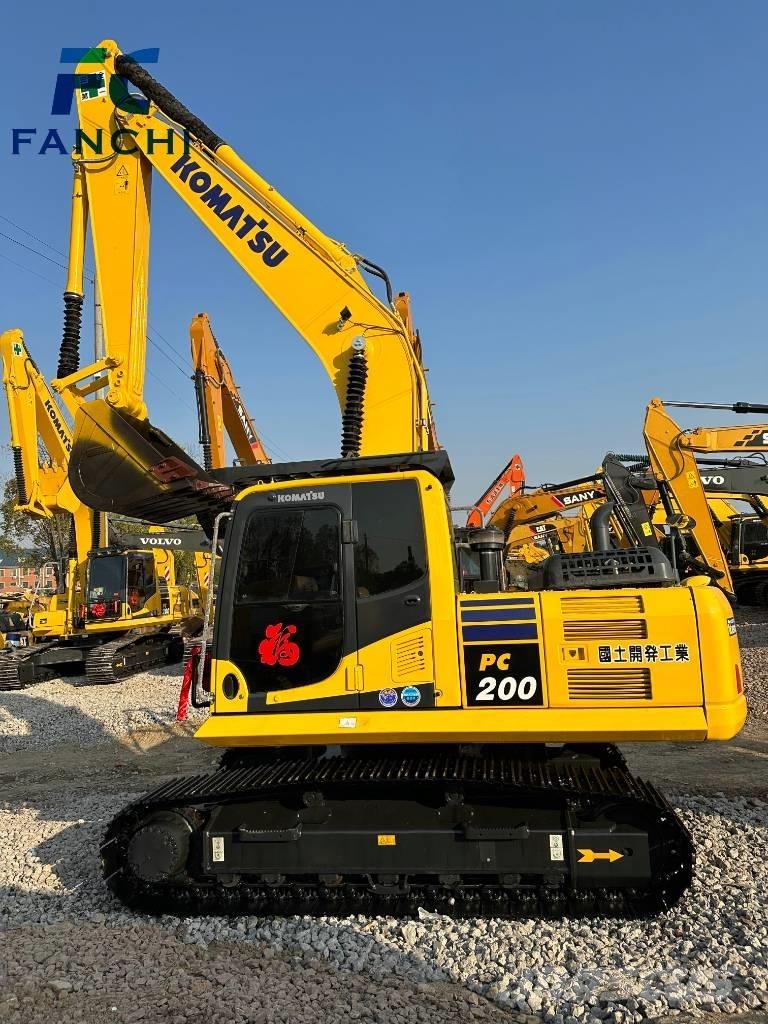 Komatsu PC 200-8 Rupsgraafmachines