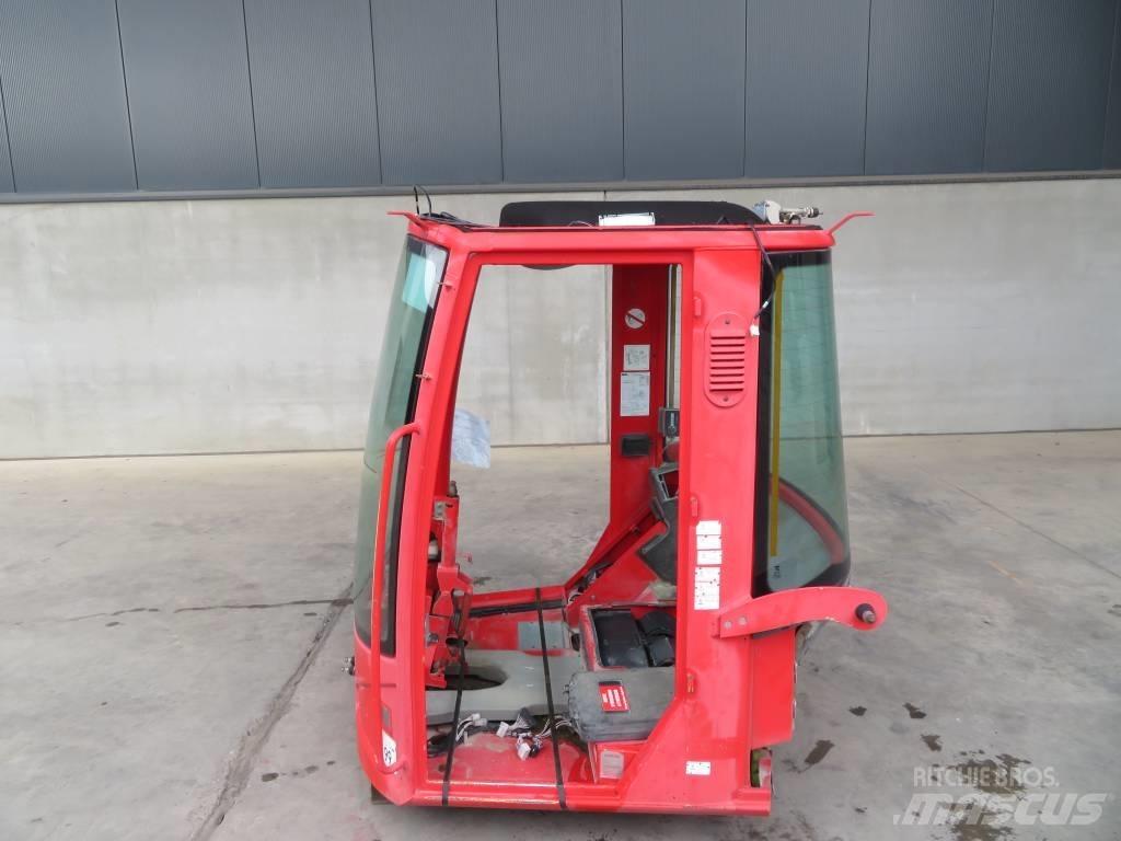 Atlas 65 Cabine en interieur
