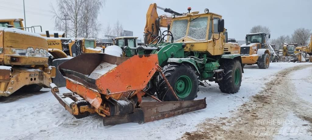  T-150 150 Werktuigdragers