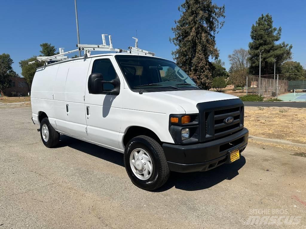Ford E 250 Gesloten bedrijfswagens