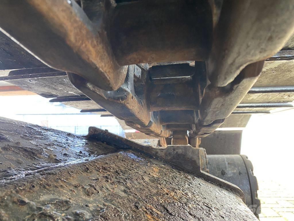 Hitachi ZX 180 LC-3 Rupsgraafmachines